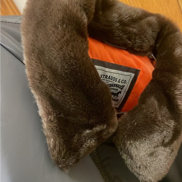 NWOT Levi Bomber Jacket - Picture 5 of 5